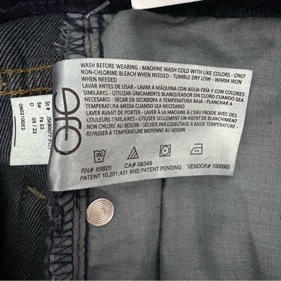 Sam Edelman High Rise Flare Trouser Jeans in Faultless Trend Spotlight 29 NWT - Picture 10 of 11